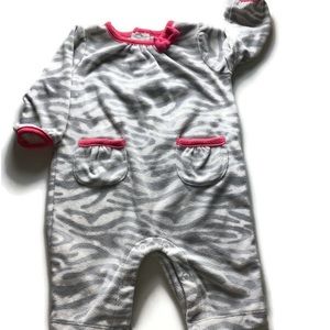 3/$15 Zebra Fleece Grey White and Pink Long sleeve Onesie Size 0-3m